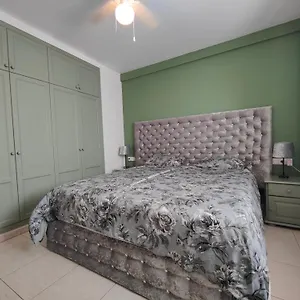 1 Bedroom In The Center Of Apartment